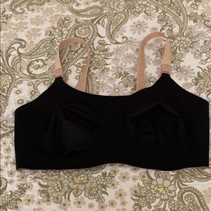 Knix black/nude size 7 bra